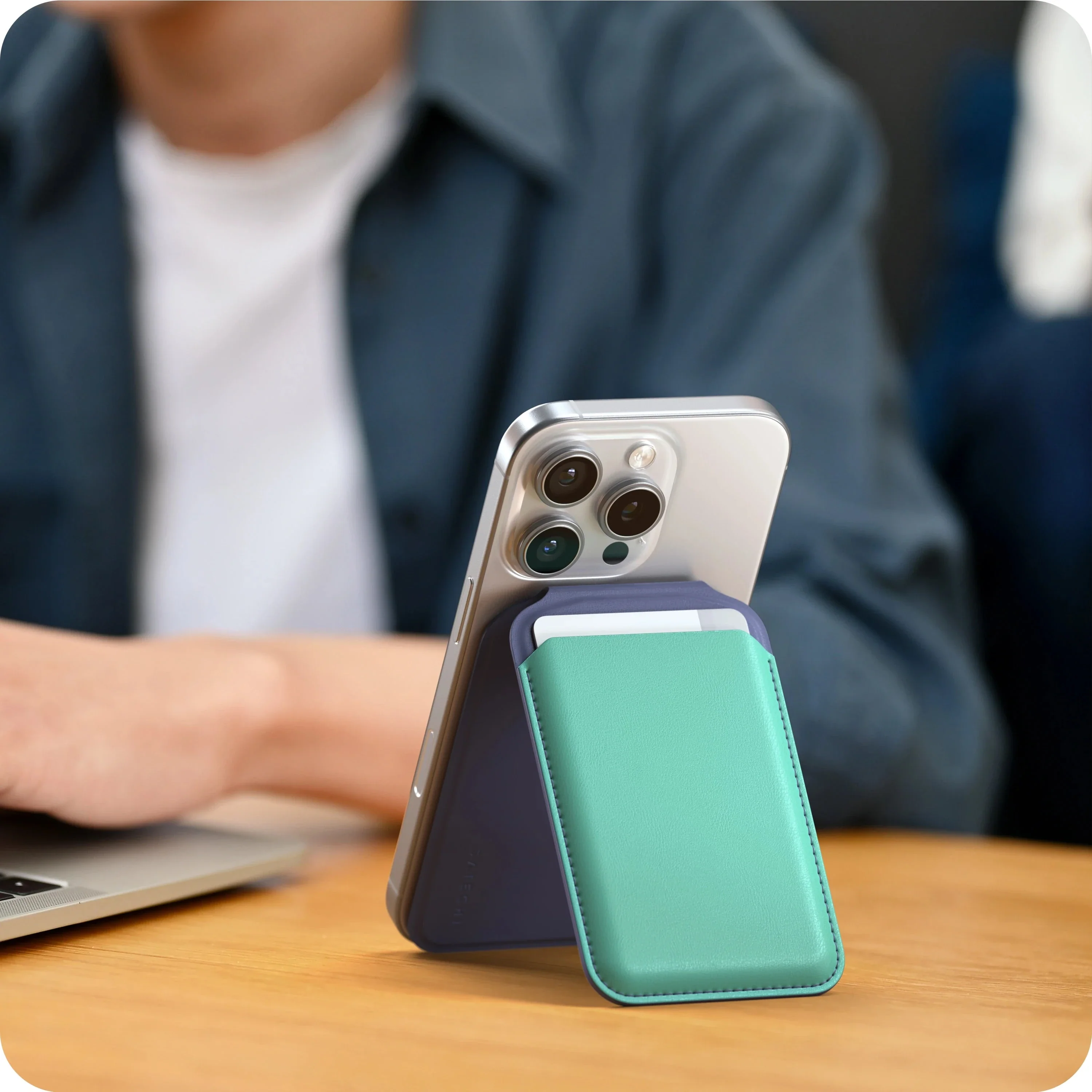 Vegan-Leather Magnetic Wallet Stand - Image 39